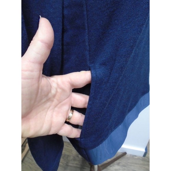 NEARLY NEW NIKE DRI-FIT LADIES TURTLE NECK SWEATSHIRT SIZE LARGE NAVY BLUE - Picture 6 of 8